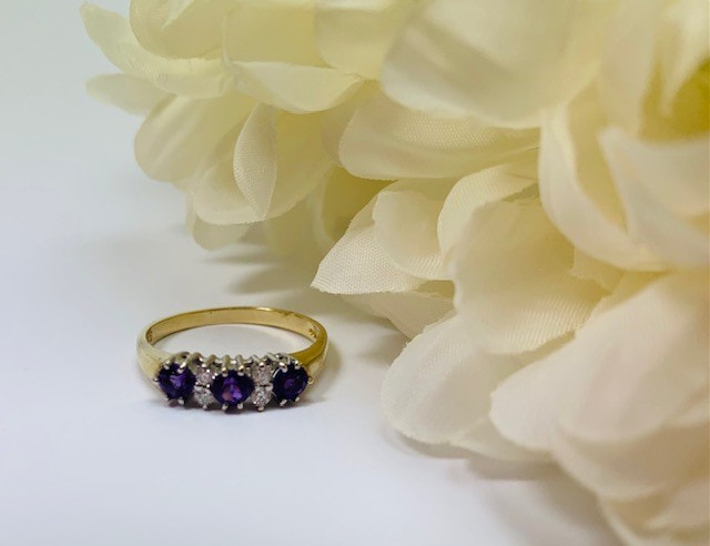 7. 02-13-027 9ct gold 7/stone Amethyst & Diamond ring from £450.00